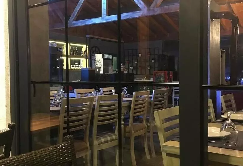 Akamoy Boztepe Otel & Restorant