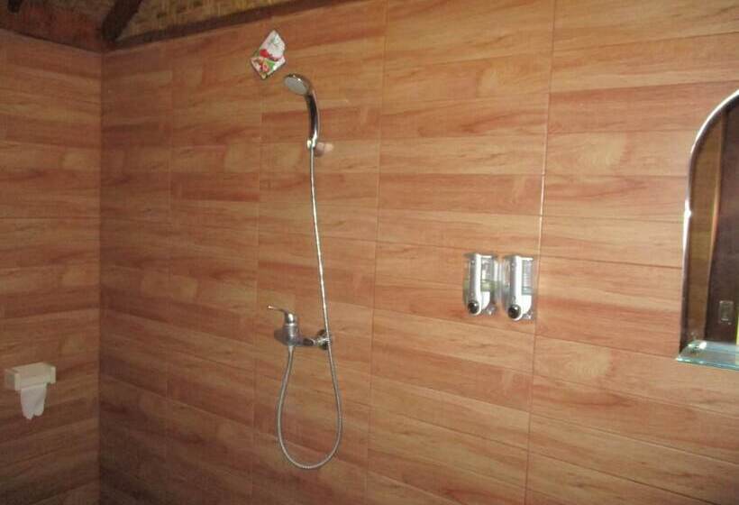 민박 The Sandat Bungalow