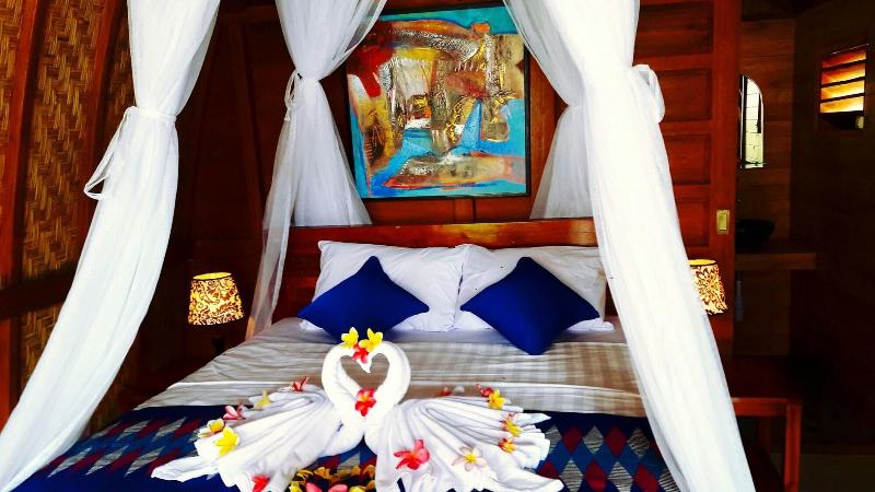 민박 The Sandat Bungalow