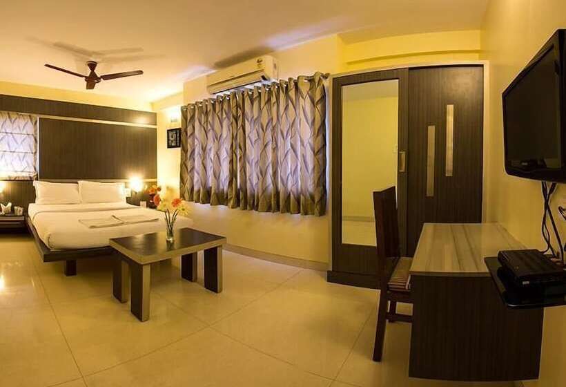 هتل Amrita Executive