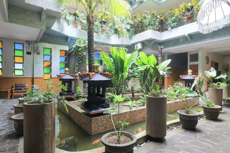 Hotelli Ddeks Residence