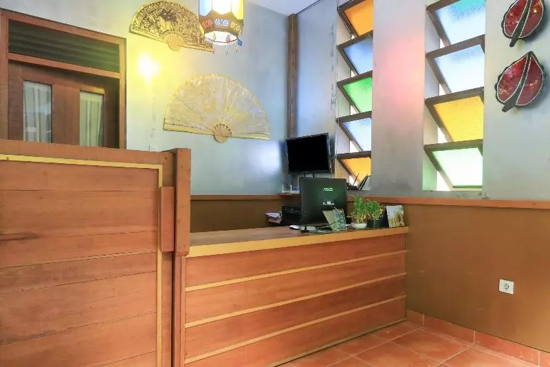 Hotelli Ddeks Residence