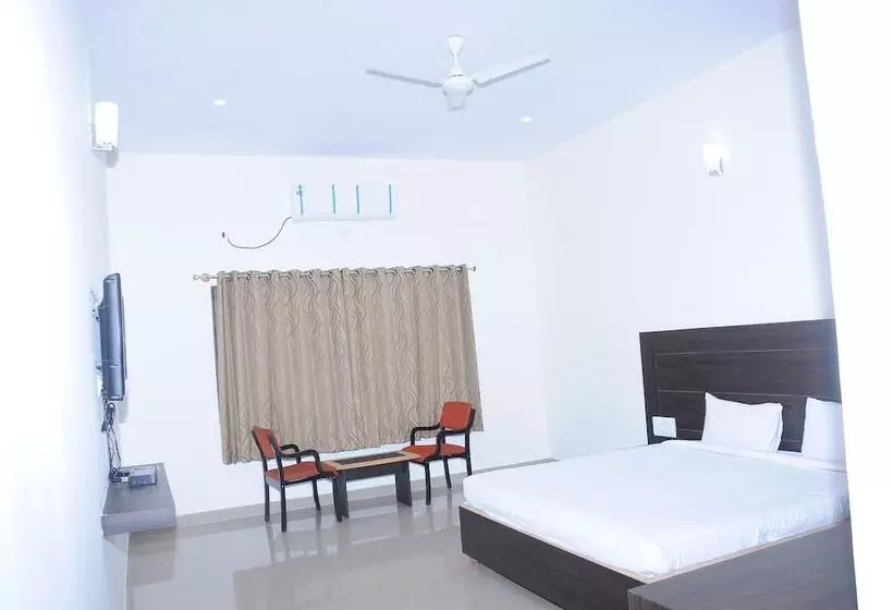 Hotelli Nijaguna Resorts