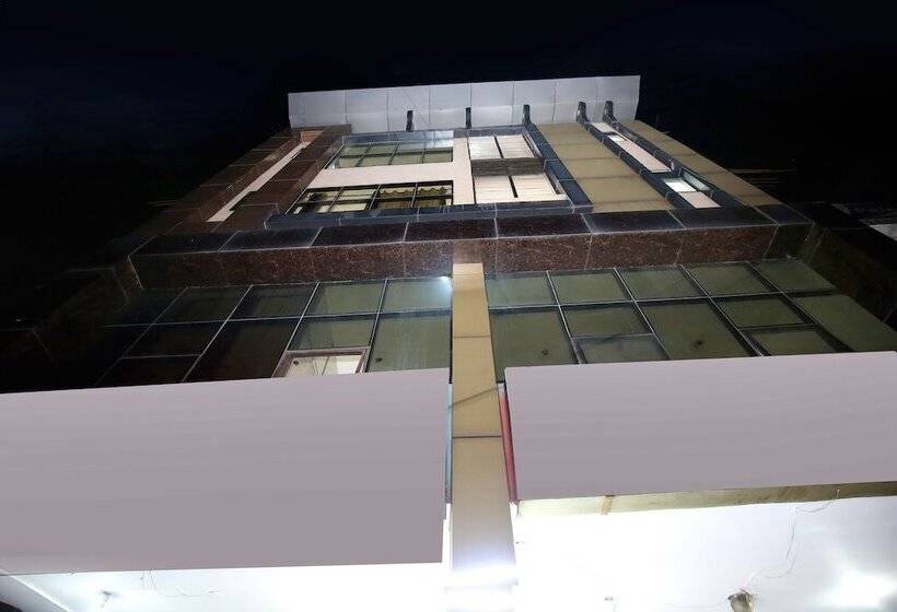 Hotel Royal By Oyo Rooms