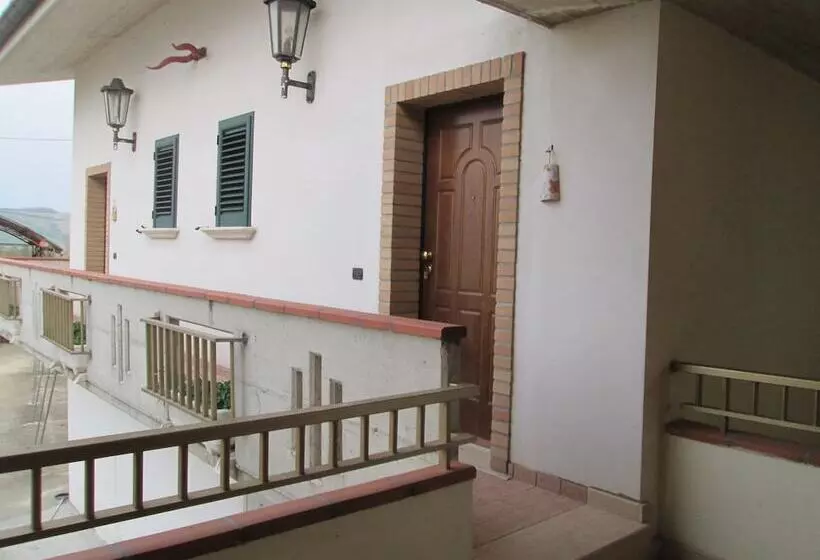 Maaseutuhotelli Agriturismo Il Vecchio Carro