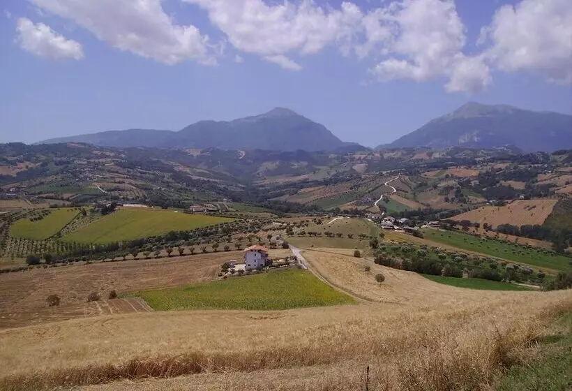 Maaseutuhotelli Agriturismo Il Vecchio Carro