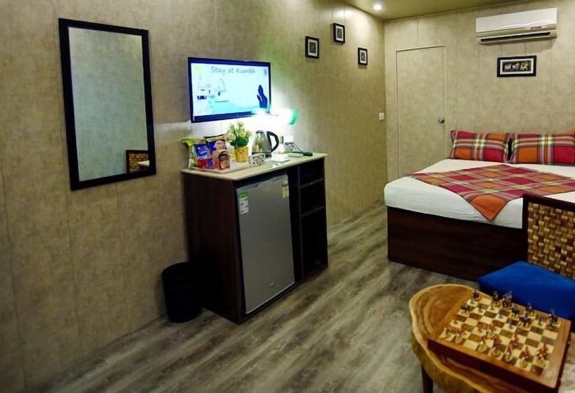 호텔 Stay At Kumbh