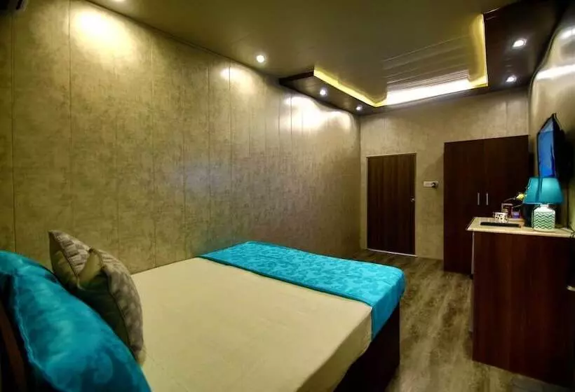 Hotelli Stay At Kumbh