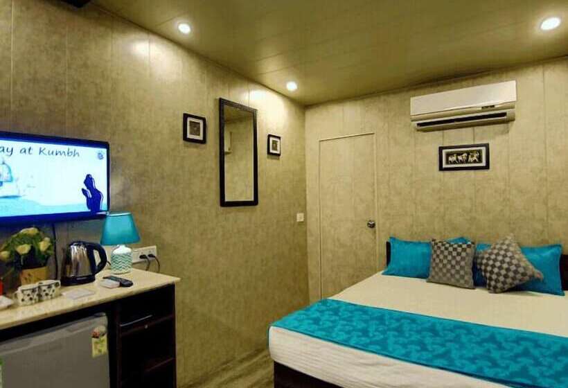 호텔 Stay At Kumbh