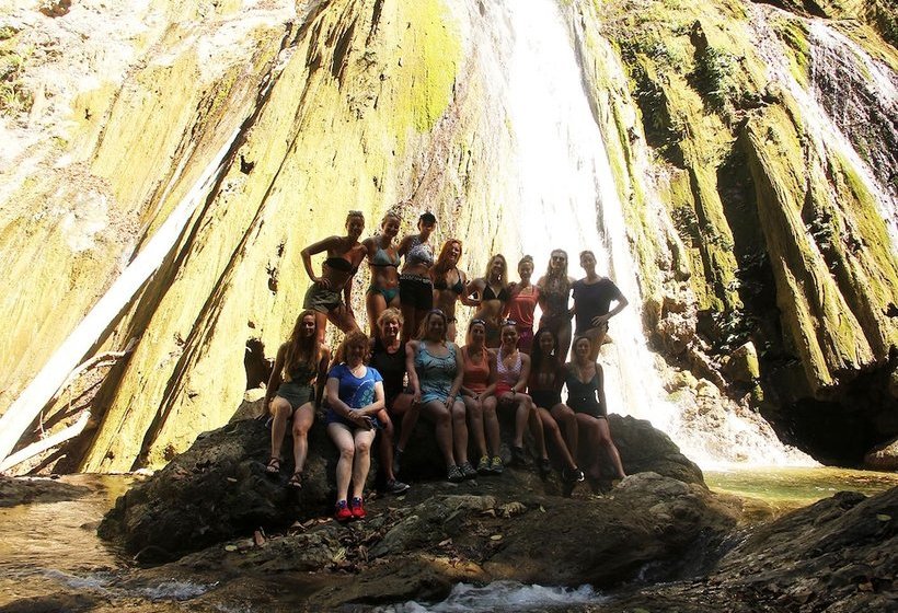 Hotelli Zen Spirit Yoga Resort