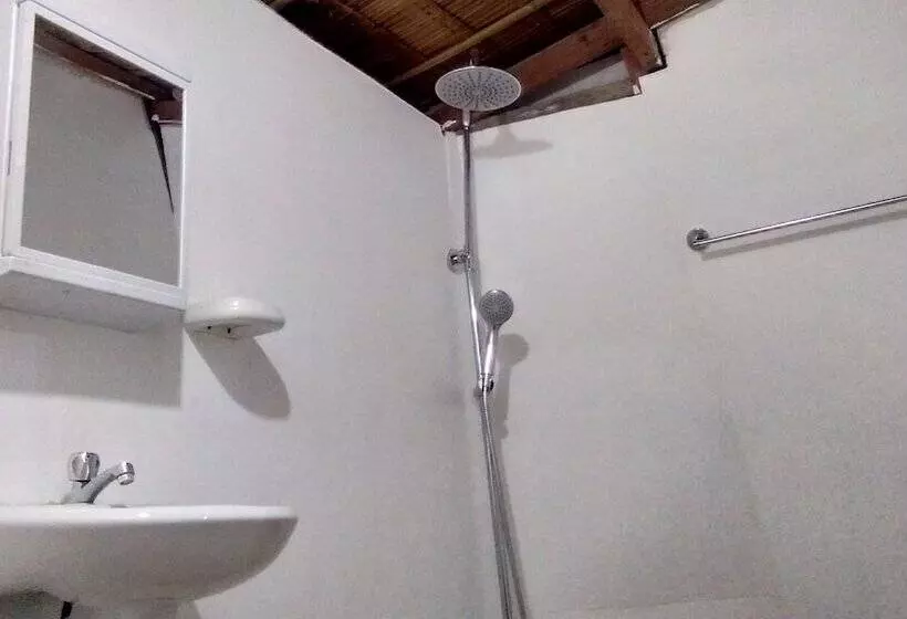 ペンション Acuario Beach Inn