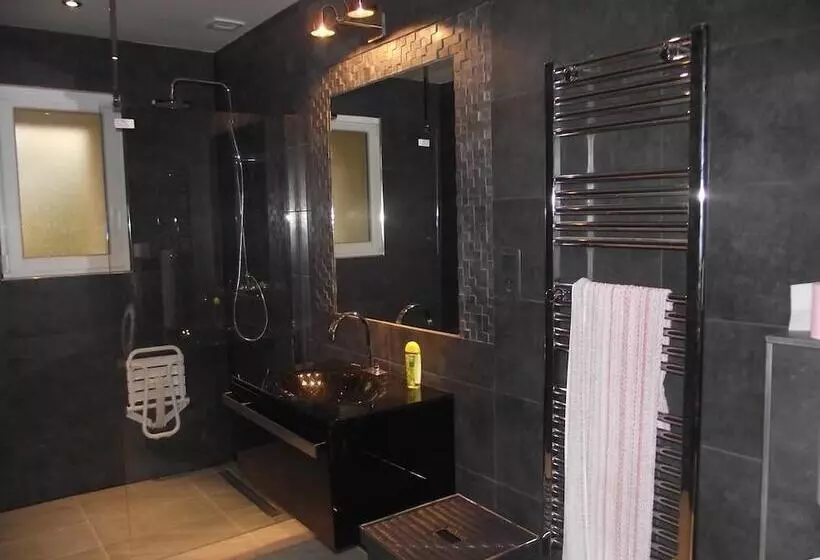 Majatalo Nature & Chateaux