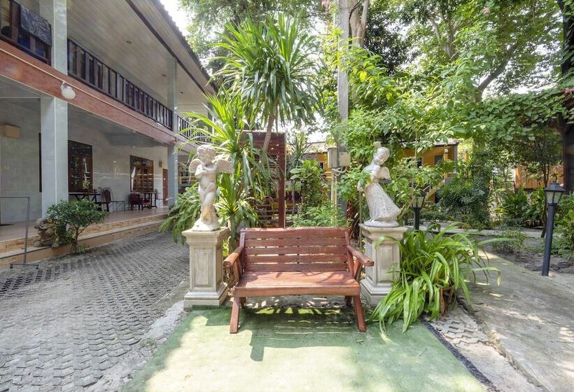هتل Saikaew Villa 65