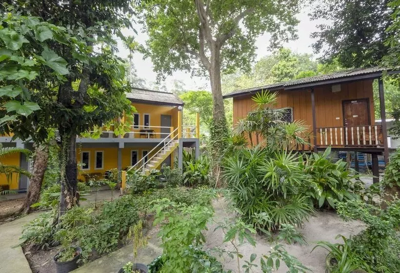 هتل Saikaew Villa 65