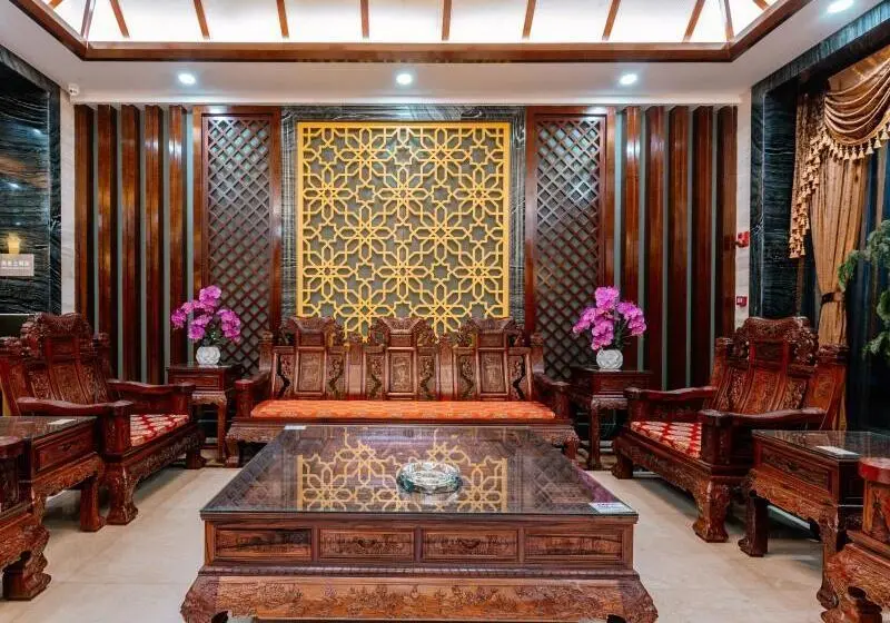 هتل Greentree Inn Kunming Baiyun Road Tongde Plaza Branch