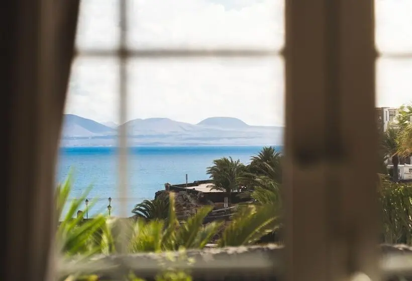 Apartamentos LIVVO Coloradamar