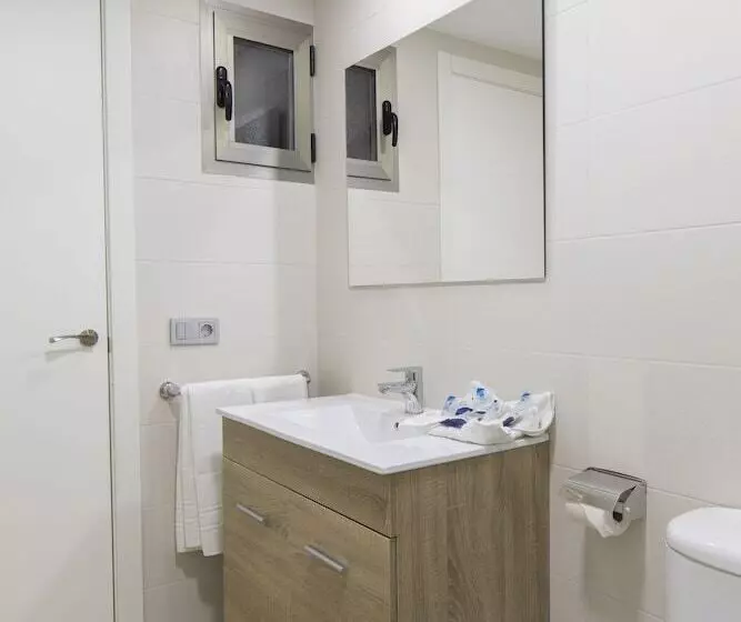 Aparthotel Bcl Levante Lux