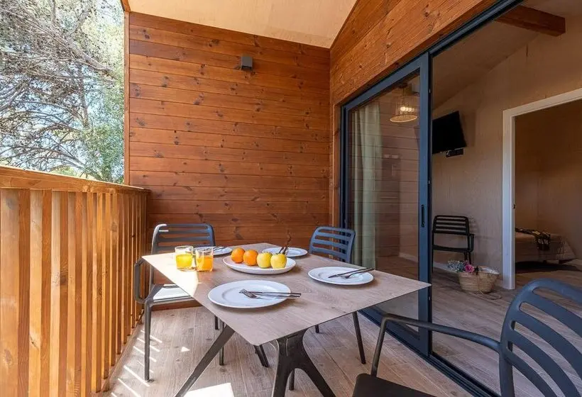 Camping Estival Torre De La Mora