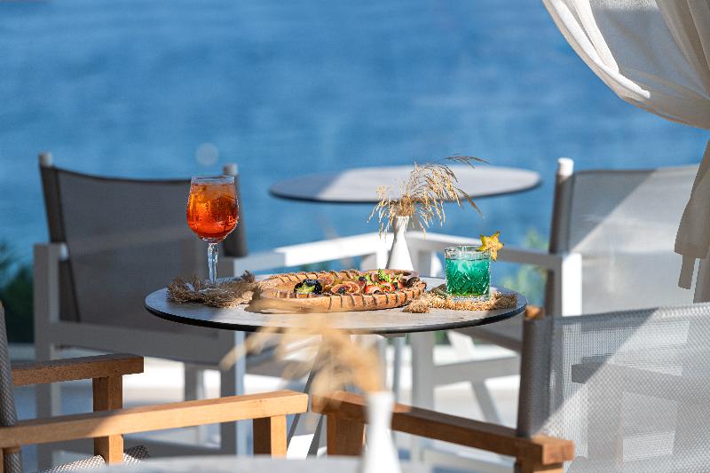 هتل Kassandra Bay Resort, Suites & Spa