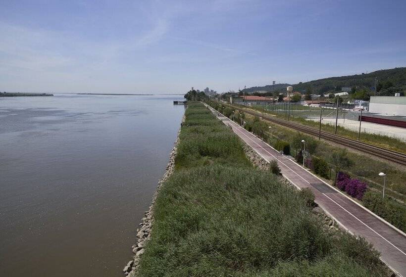 هتل Leziria Parque