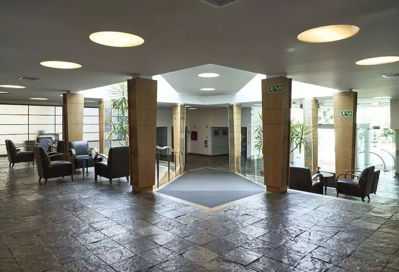 Отель Leziria Parque