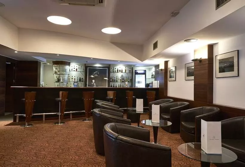 Отель Leziria Parque