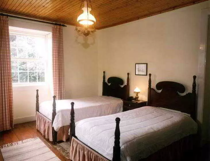 ホテル Quinta Da Portada Branca