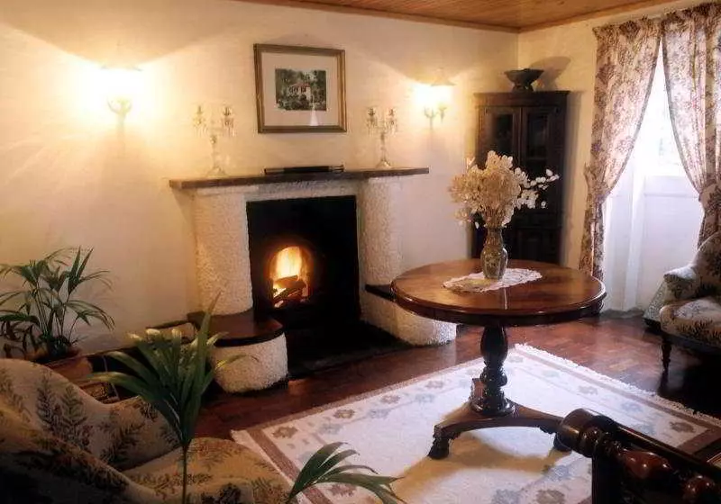 ホテル Quinta Da Portada Branca