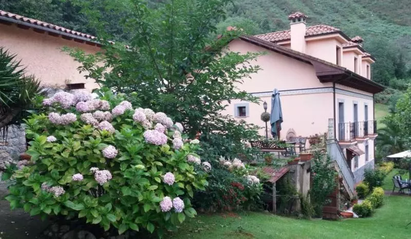 هتل روستایی La Bahua