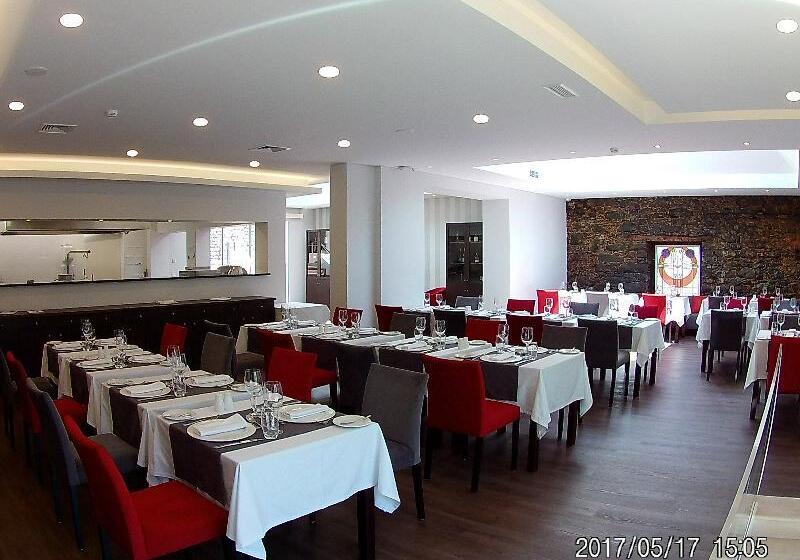 ホテル Santa Cruz Village