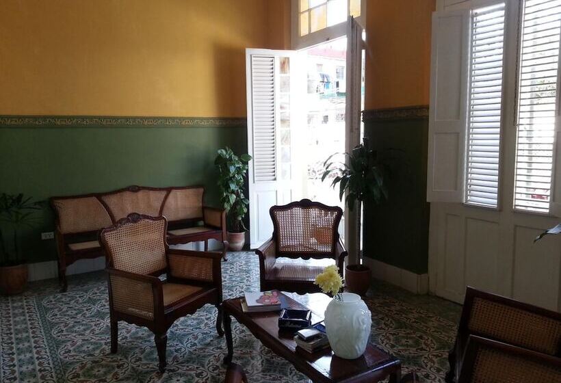 هتل Casa Mi Tierra