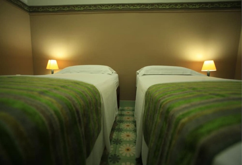 هتل Casa Mi Tierra