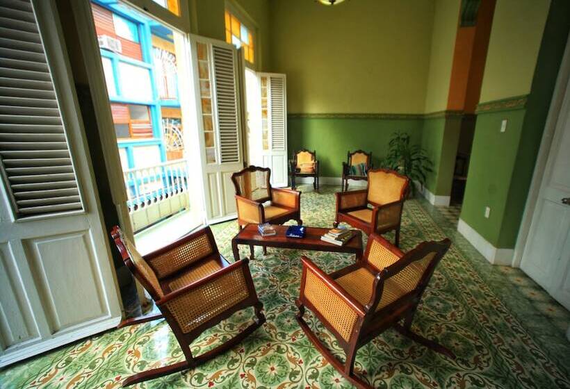 هتل Casa Mi Tierra