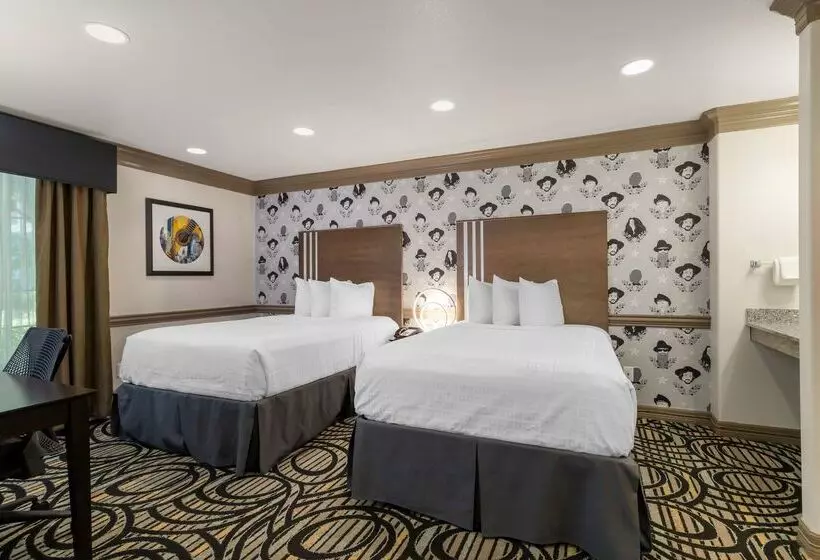 هتل Aiden Austin City