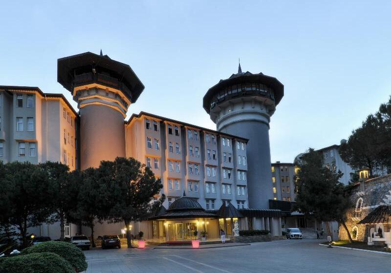 Ladonia Hotels Adakule