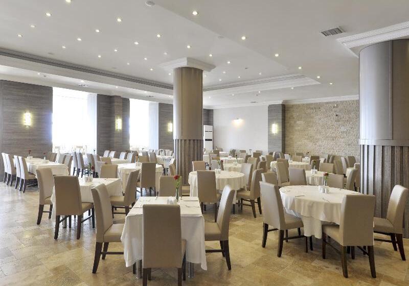 Ladonia Hotels Adakule