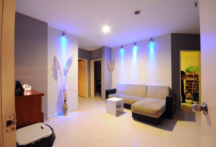 Luna Beach Hotel & Spa