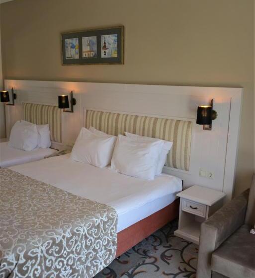 בית מלון כפרי Club Boran Mare Beach All Inclusive