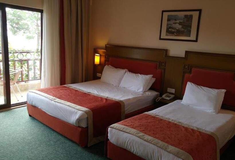 בית מלון כפרי Club Boran Mare Beach All Inclusive