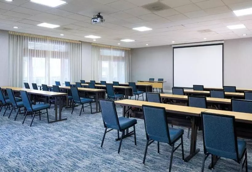 هتل Courtyard San Diego Old Town