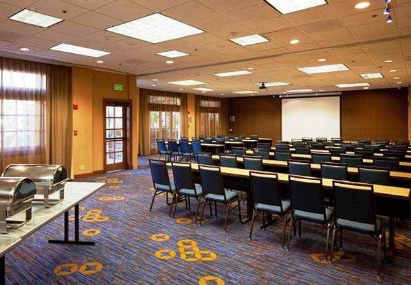 فندق Courtyard San Diego Old Town