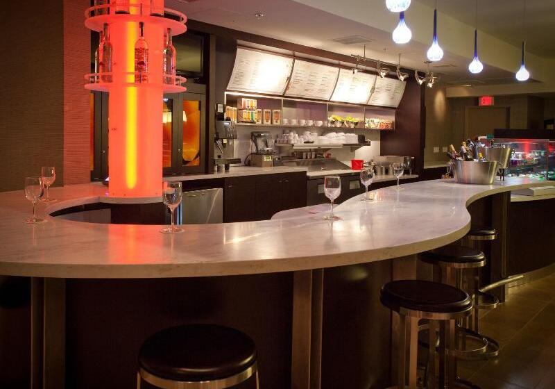 فندق Courtyard San Diego Old Town