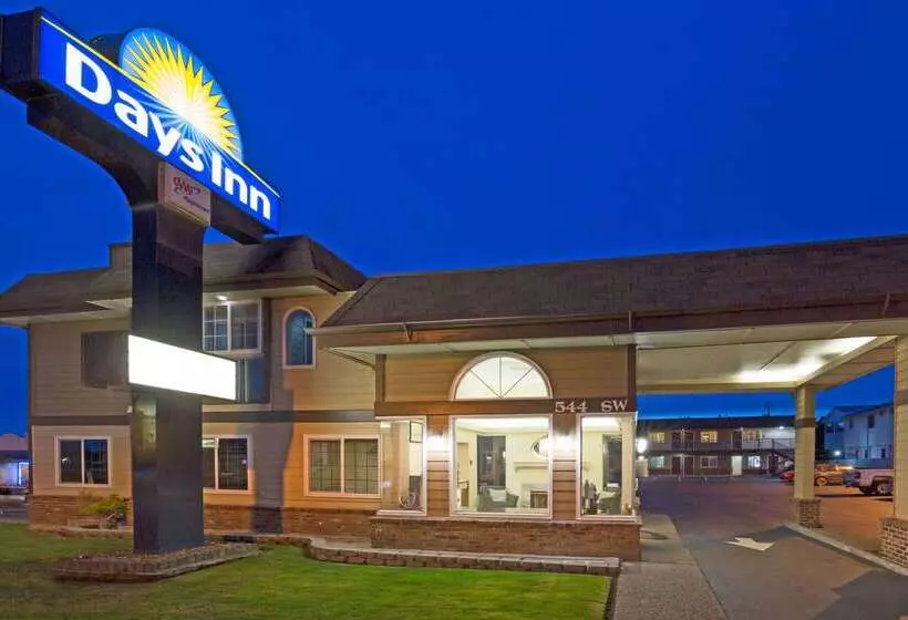 Отель Days Inn By Wyndham Newport Or
