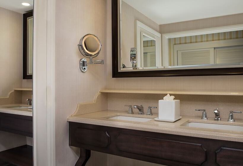 فندق Disney's Boardwalk Inn