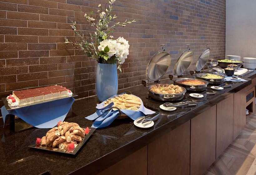 فندق Nashville Airport Marriott