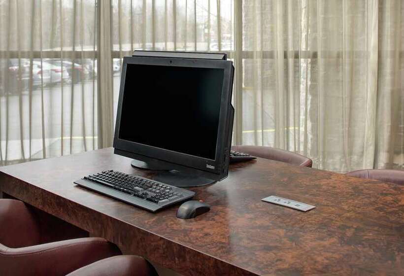 فندق Nashville Airport Marriott