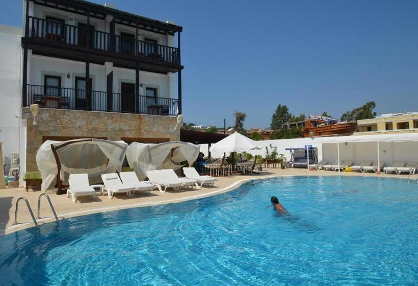 Salinas Beach Hotel Bodrum Boutique Concept