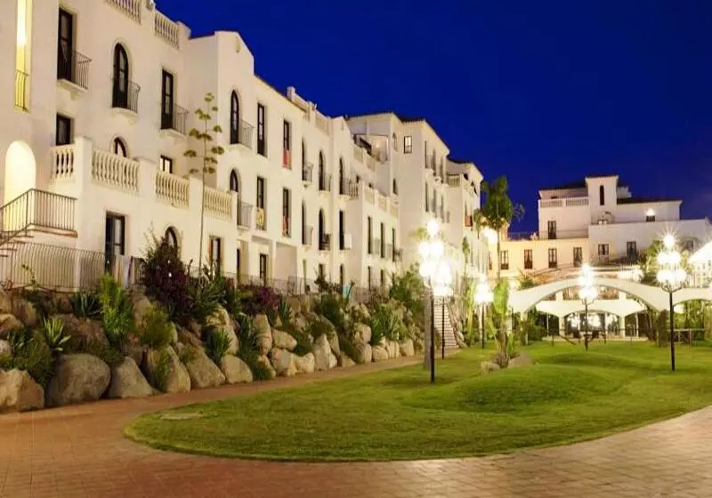 酒店 Sighientu Resort