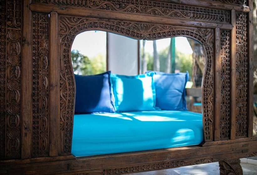 Отель Sighientu Resort