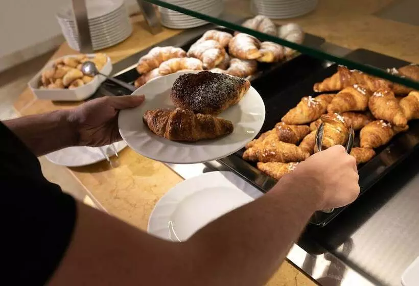 酒店 Sighientu Resort